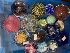 Glass/Paperweights: