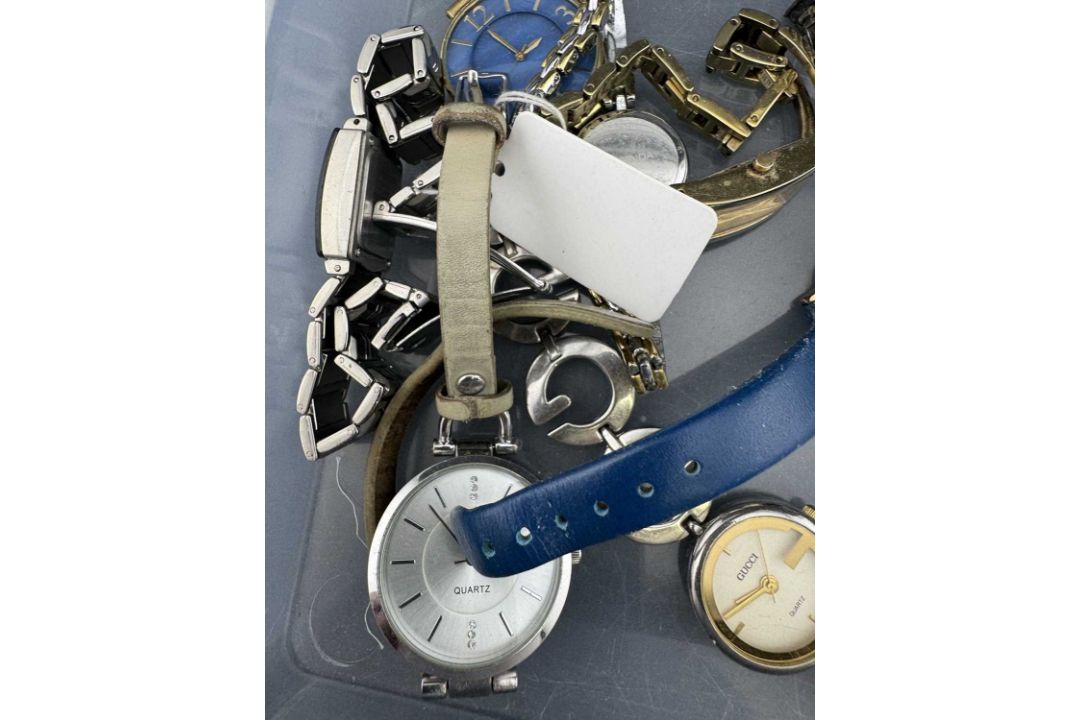 Watches: - Image 6 of 8