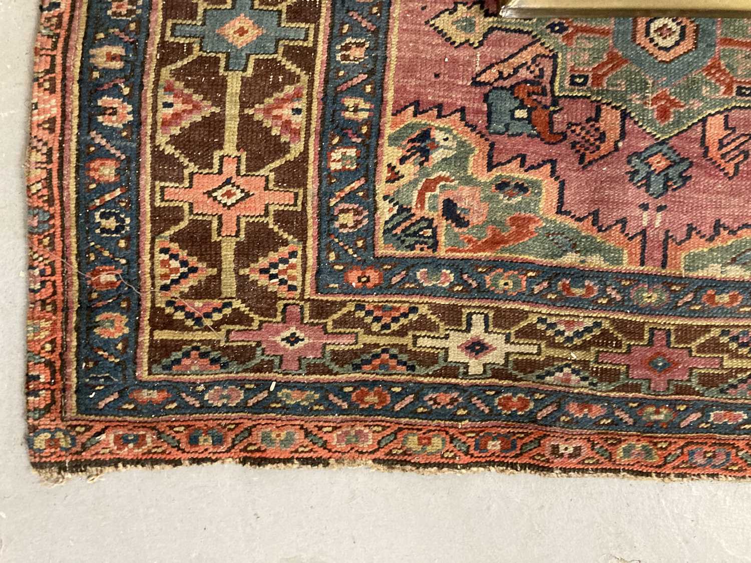 Rugs: - Image 3 of 3