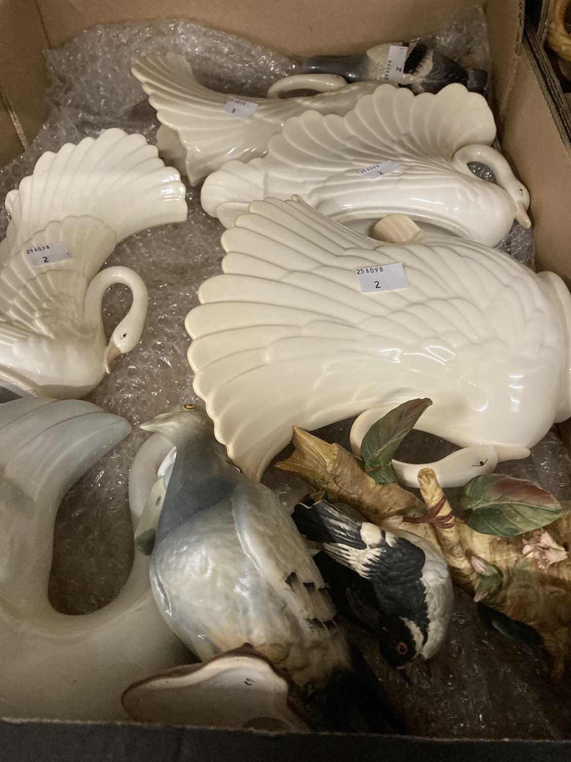 Ceramics: - Image 2 of 4