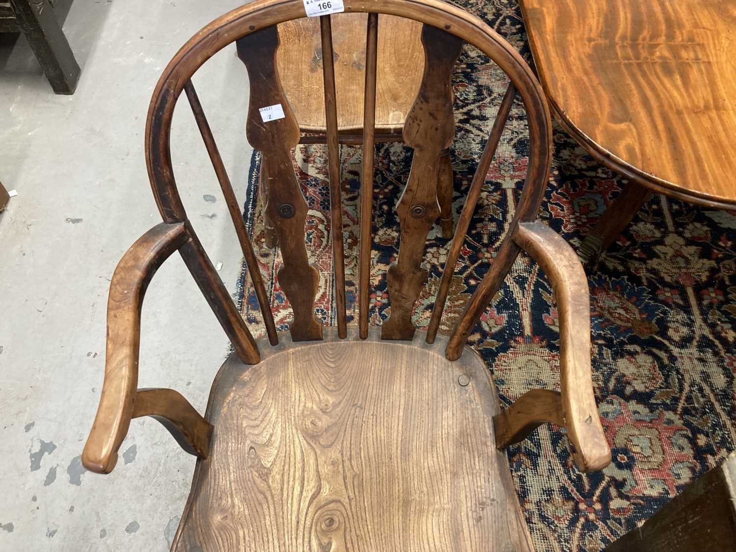 Furniture: - Image 3 of 4