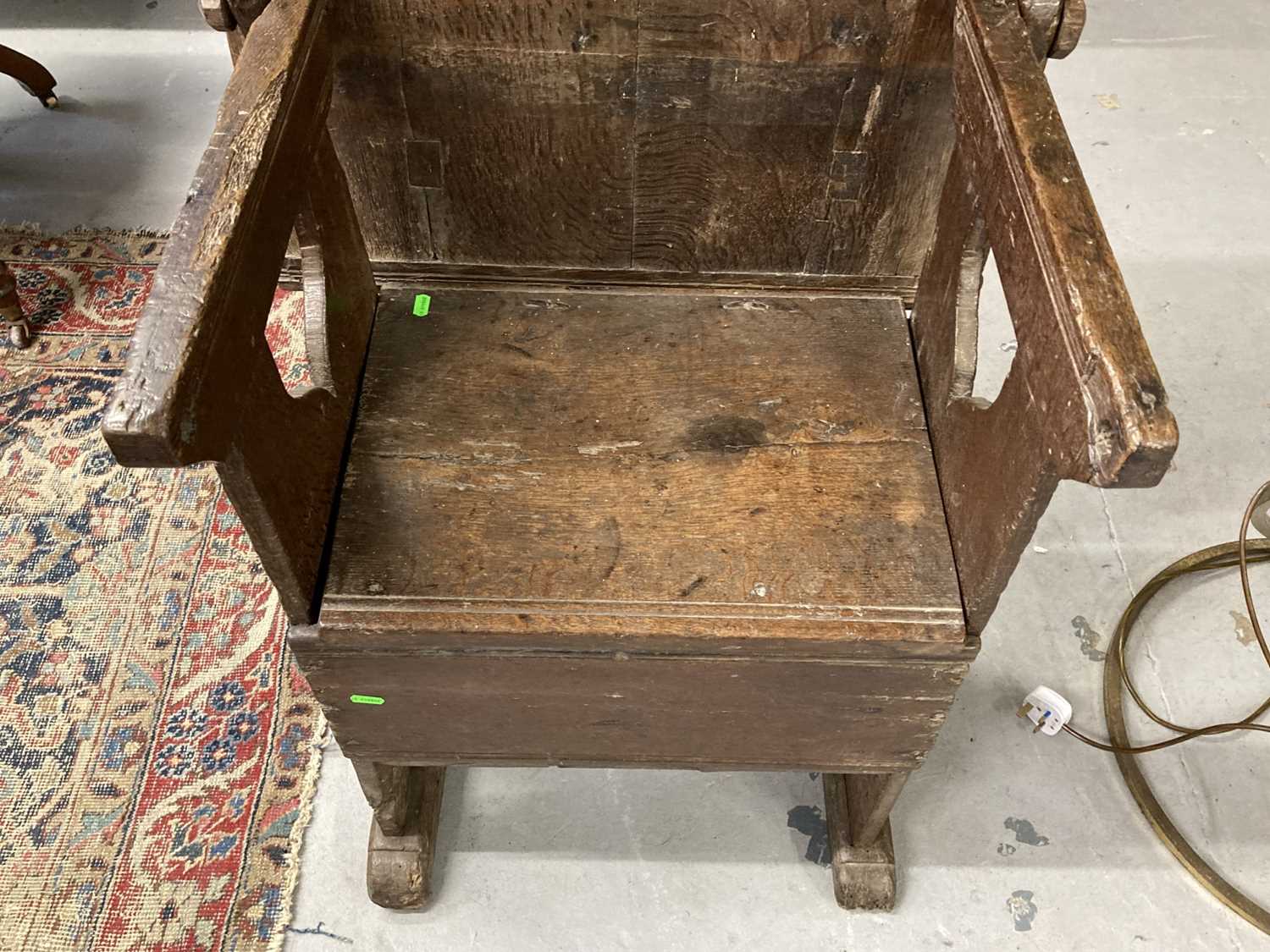 Furniture: - Image 5 of 11