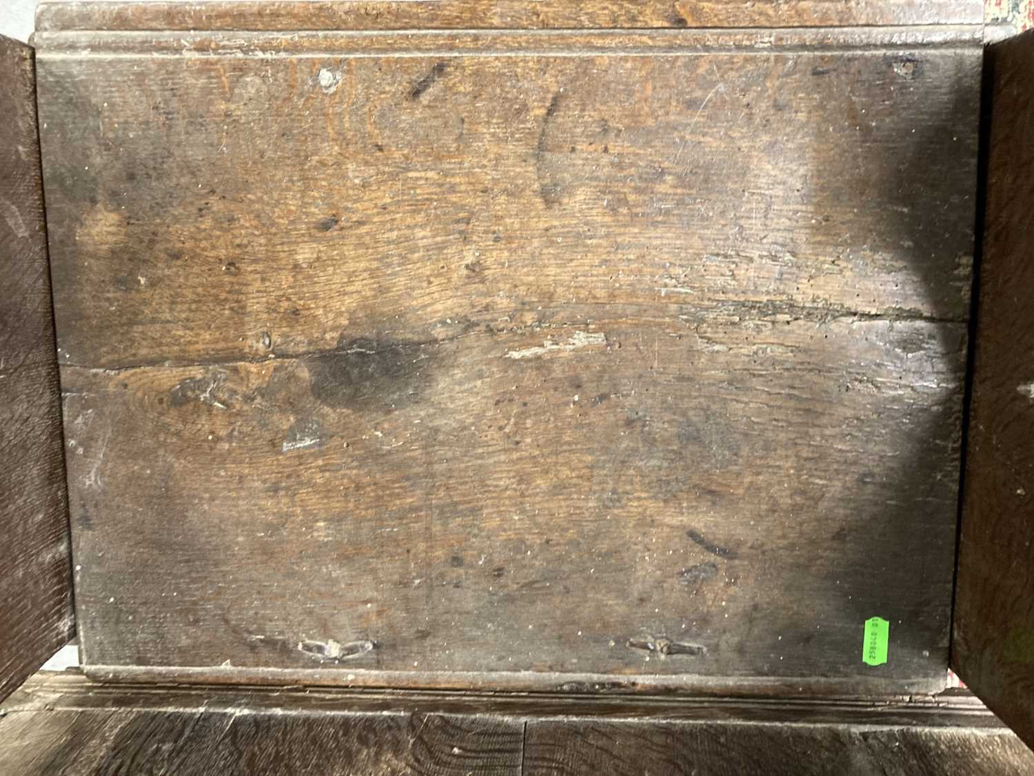 Furniture: - Image 8 of 11