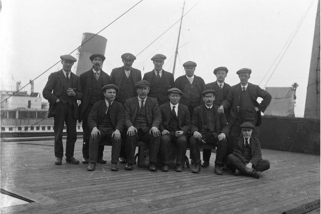 R.M.S. TITANIC/OLYMPIC: - Image 3 of 4