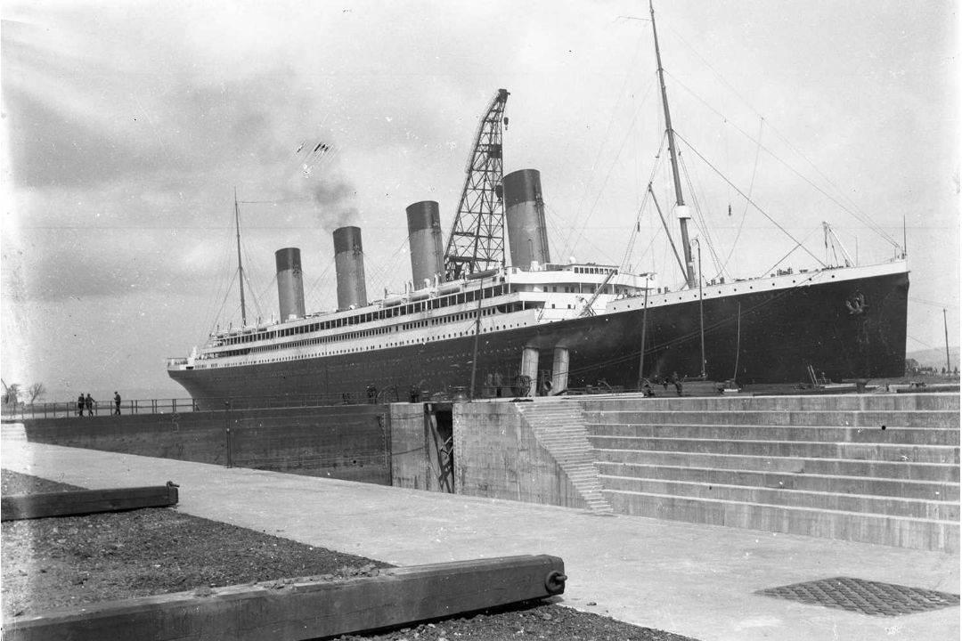 R.M.S. TITANIC/OLYMPIC: