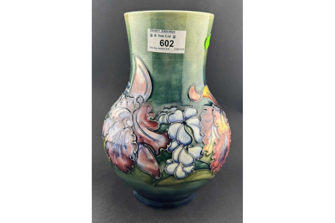 Ceramics: - Image 1 of 6