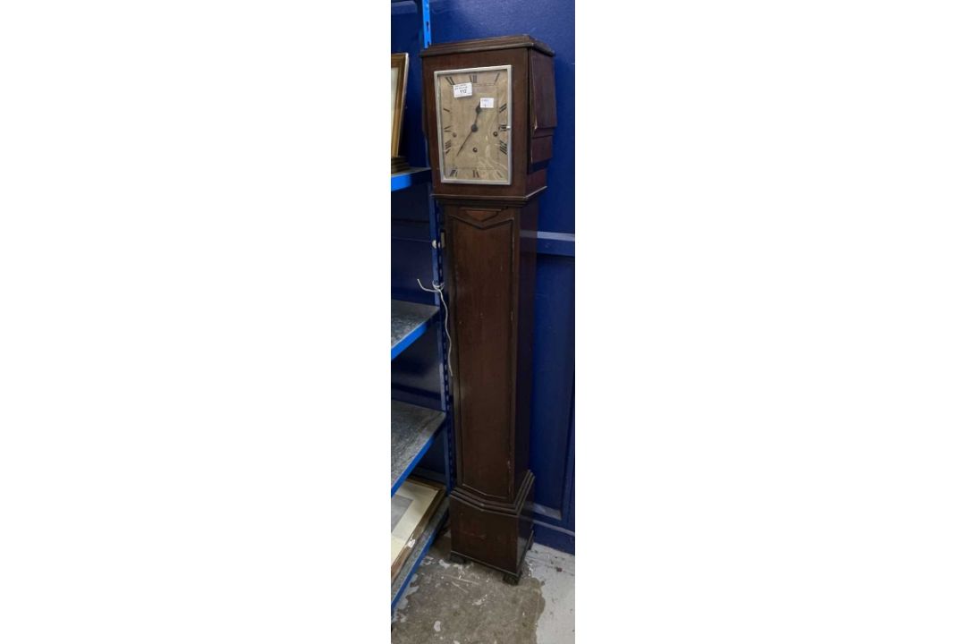 Clocks: - Image 4 of 4