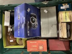 Photographic equipment: