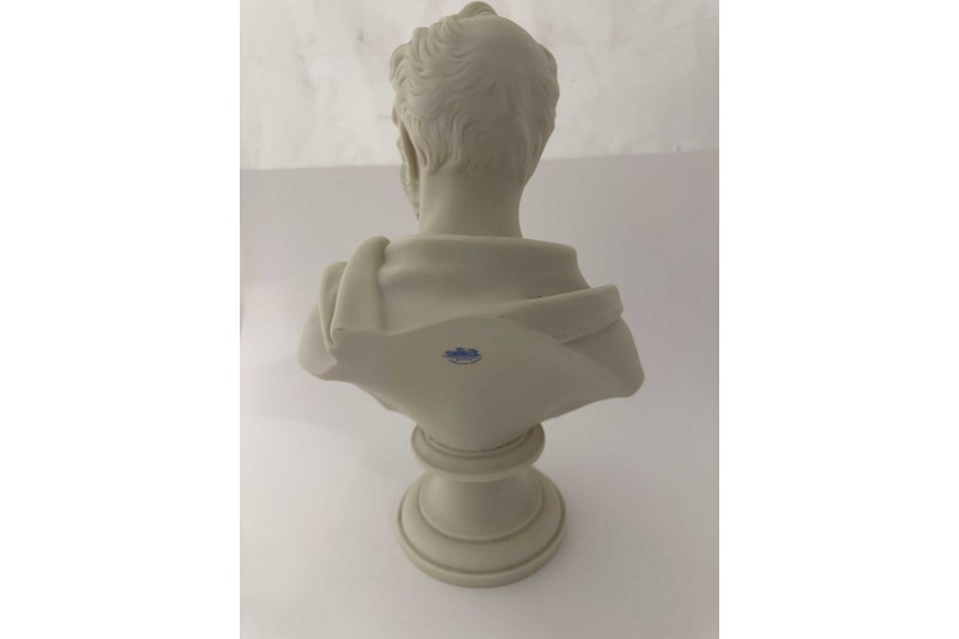 Ceramics: - Image 5 of 6