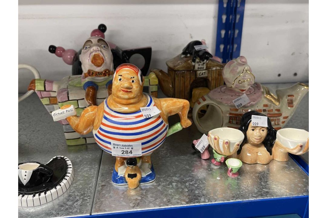 Ceramics: - Image 1 of 5