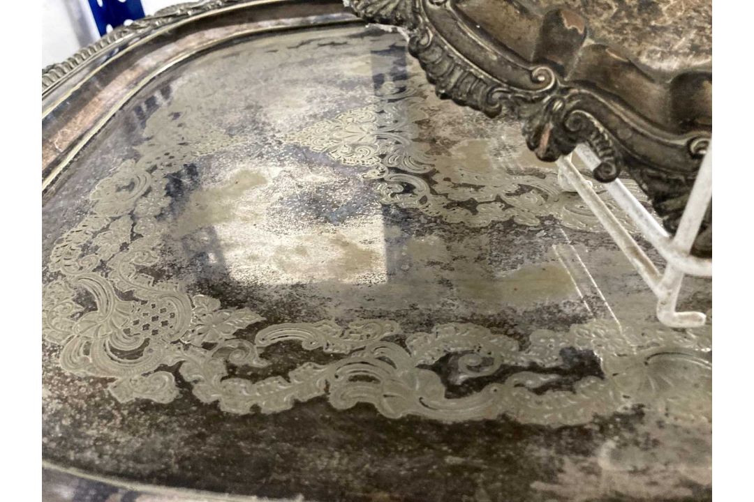 Metalware: - Image 2 of 2
