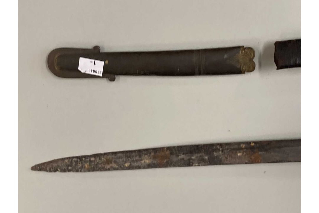 Weapons & Militaria: - Image 11 of 12