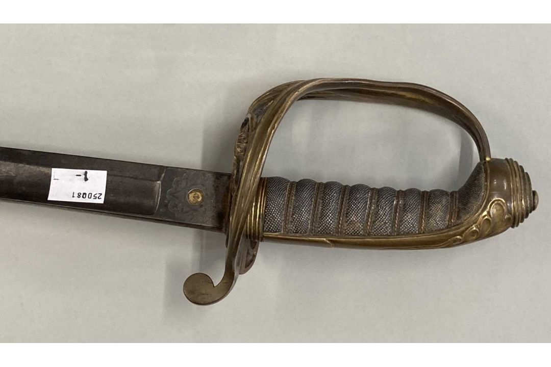 Weapons & Militaria: - Image 8 of 12