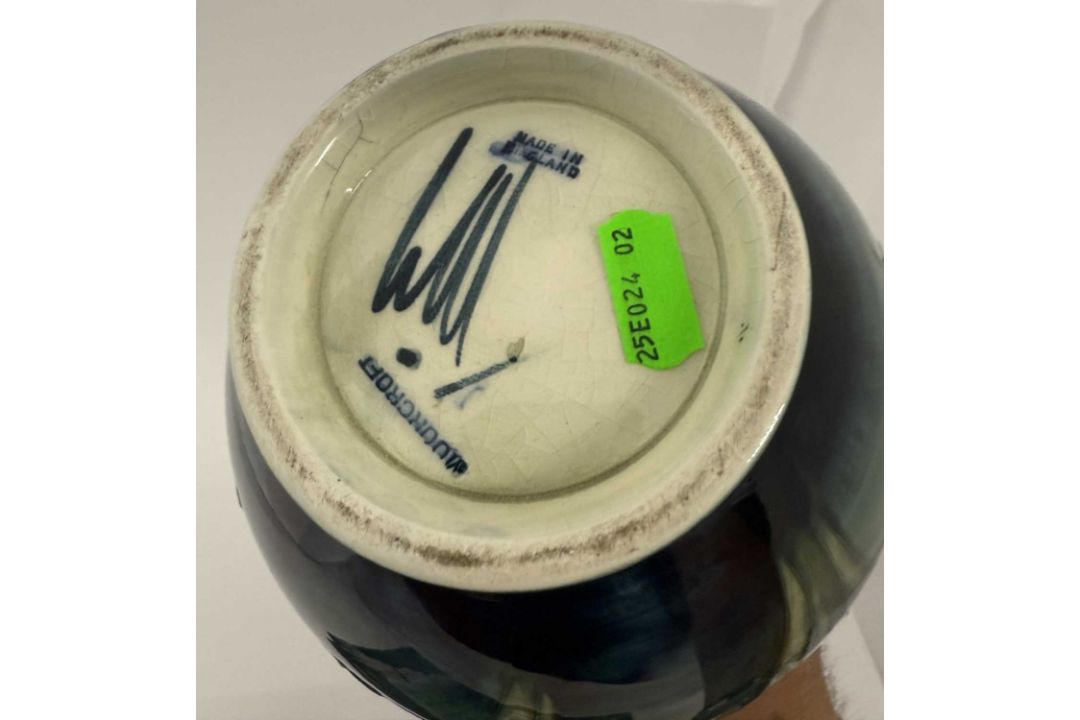 Ceramics: - Image 6 of 6