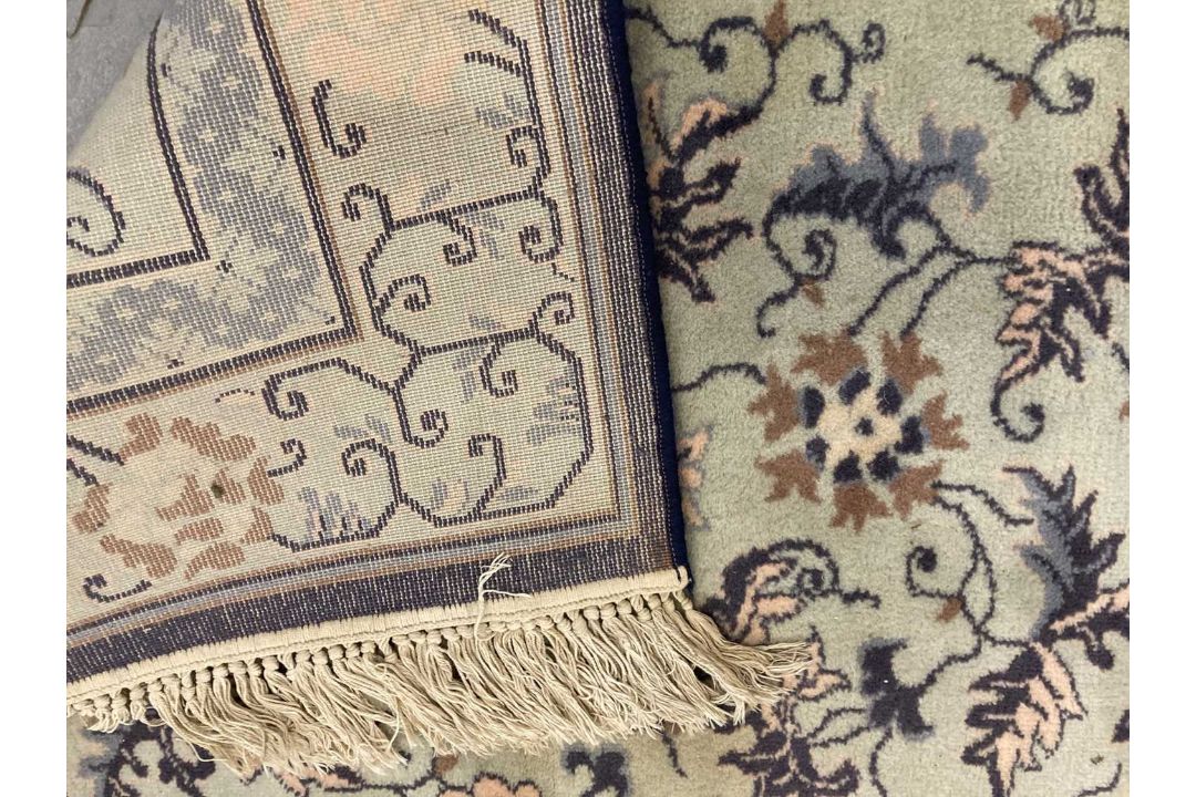 Rugs & Carpets: - Image 3 of 6