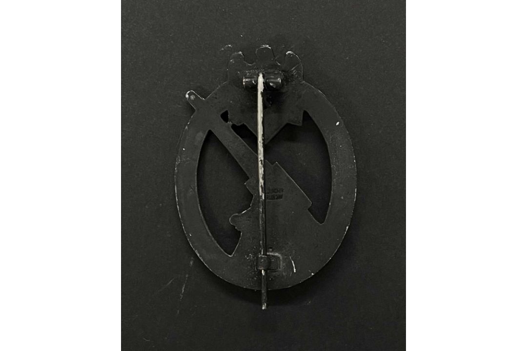 Militaria: - Image 4 of 4