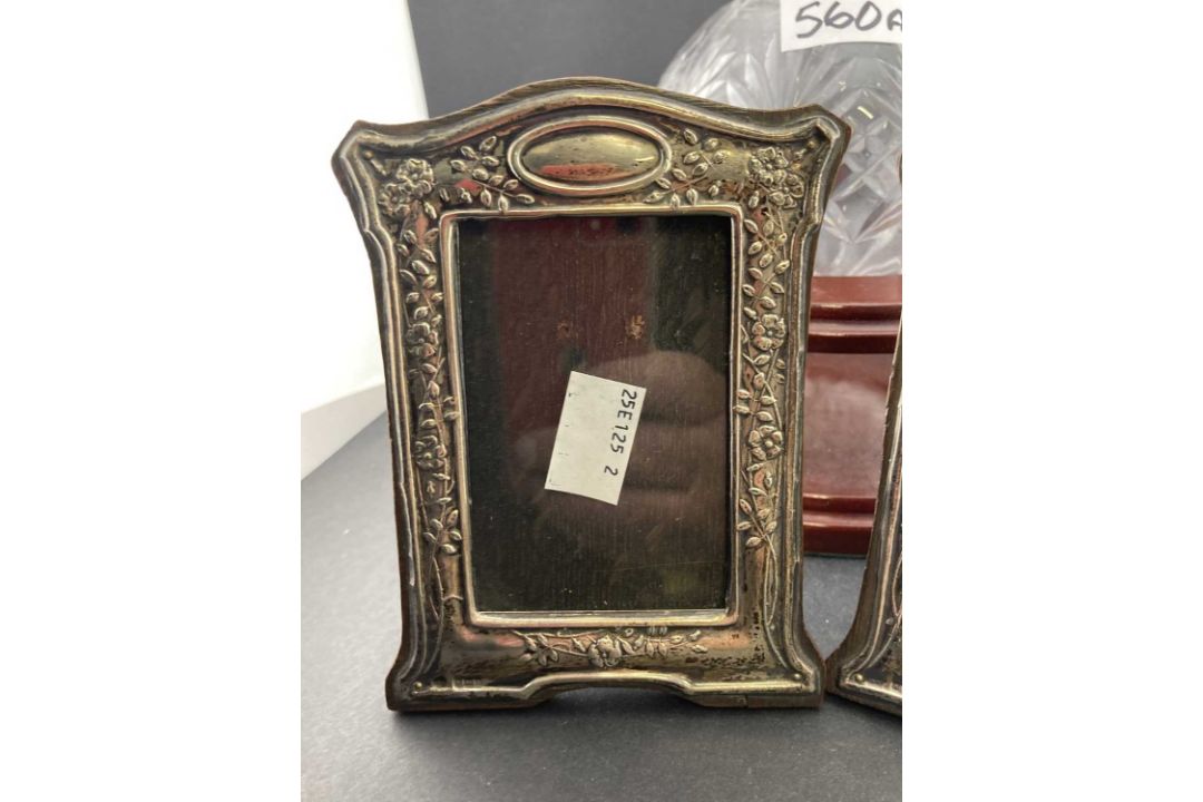 Hallmarked Silver: - Image 2 of 6