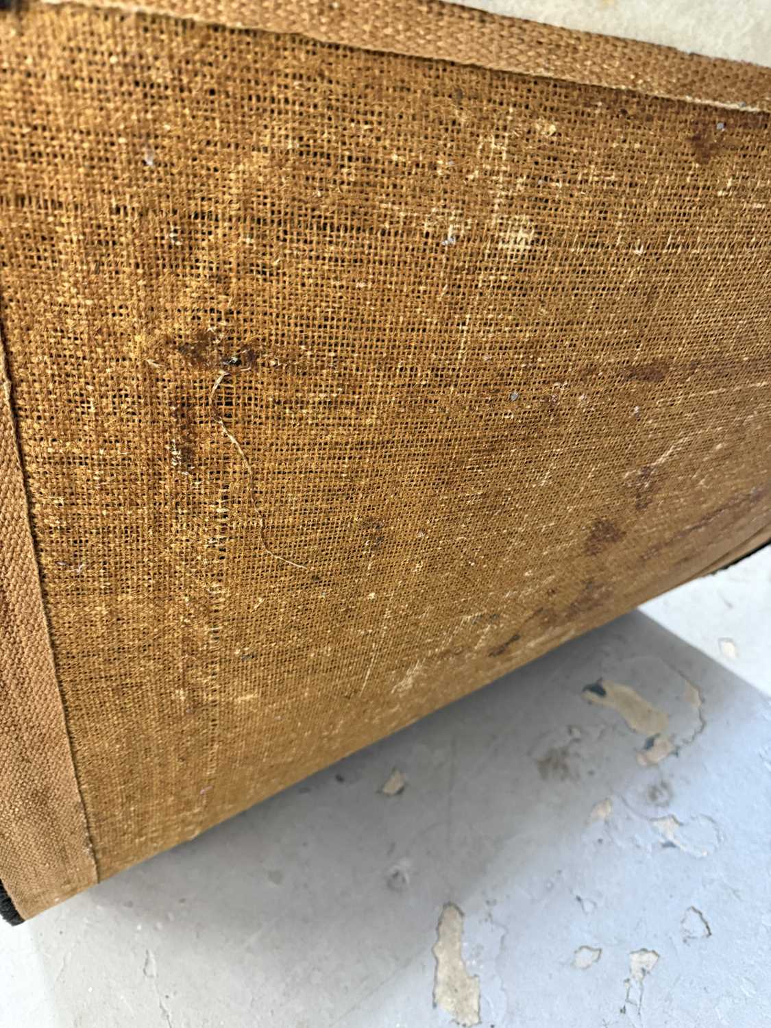 Rugs/Textiles: - Image 2 of 2