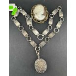 Jewellery: