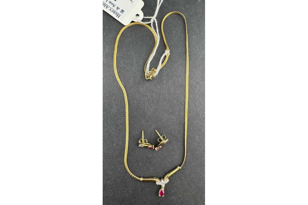 Jewellery: - Image 1 of 2