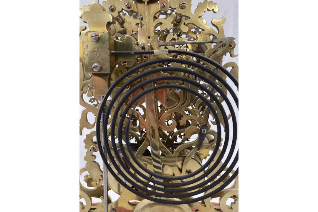 Clocks: - Image 5 of 6