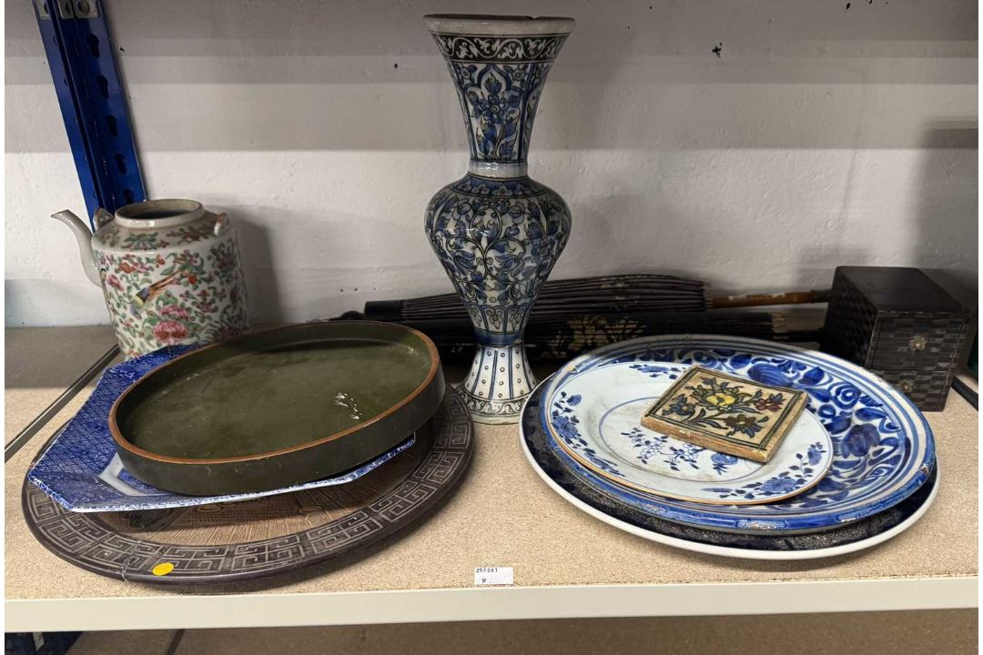 Ceramics: - Image 2 of 4