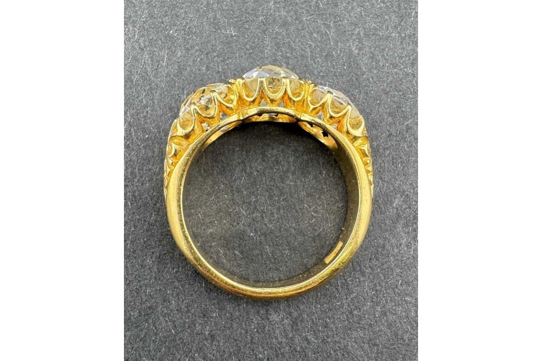 Jewellery: - Image 5 of 6