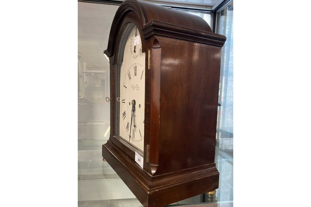 Clocks: - Image 3 of 5