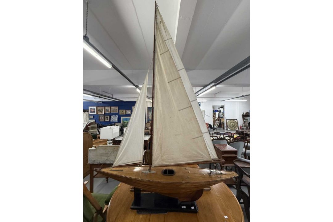 Models: - Image 1 of 8