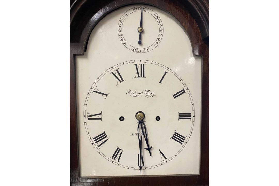Clocks: - Image 2 of 5