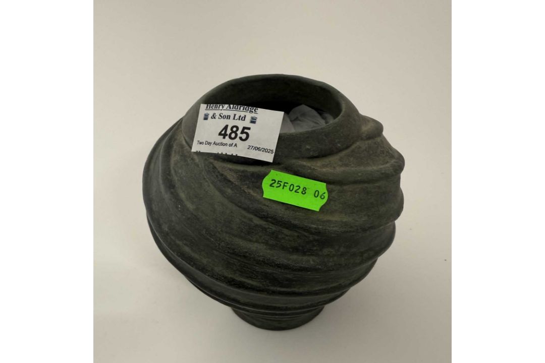 Ceramics: - Image 1 of 4