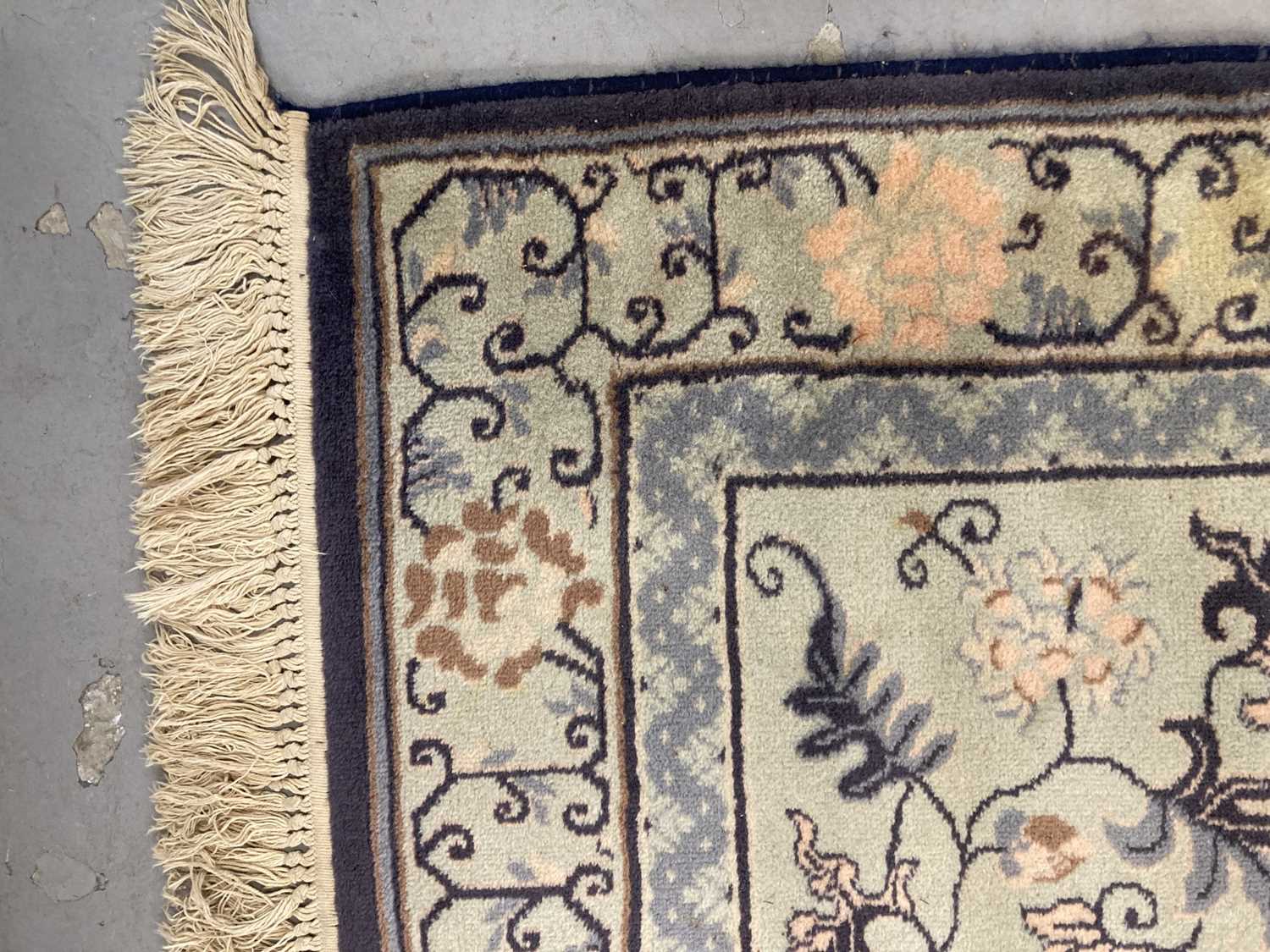 Rugs & Carpets: - Image 2 of 3