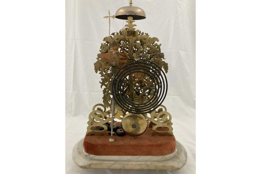 Clocks: - Image 4 of 6