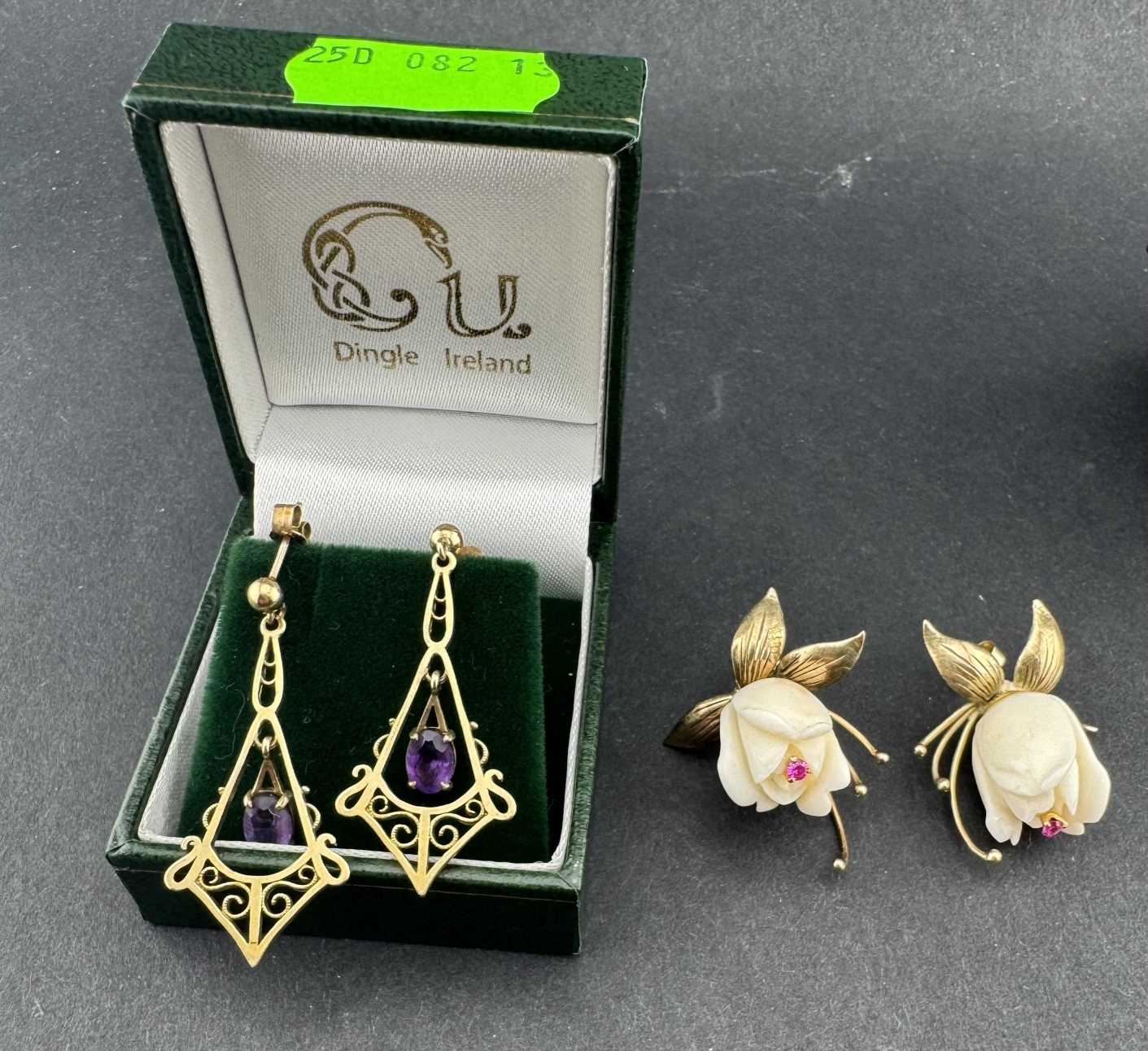 Jewellery: