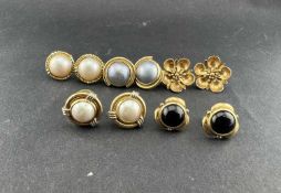 Jewellery: