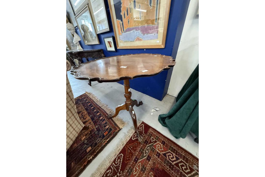 Furniture: - Image 2 of 2