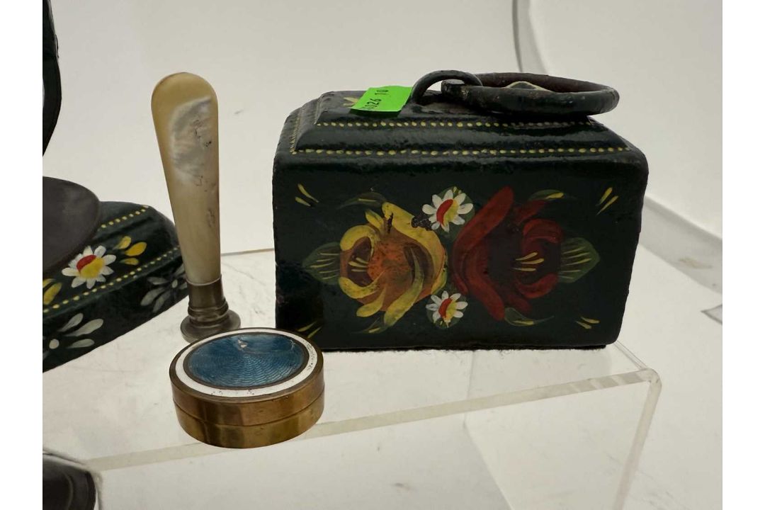 Objects of Vertu: - Image 2 of 5