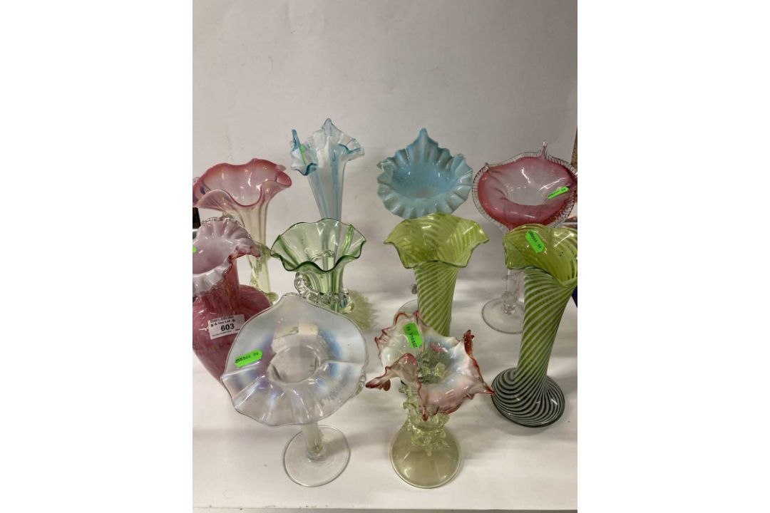Glassware: - Image 2 of 4