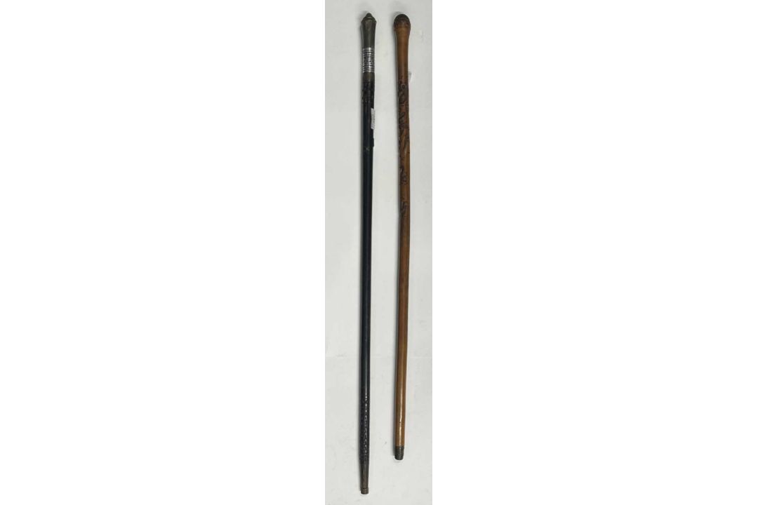 Weapons & Militaria: - Image 1 of 4