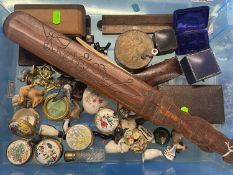 Objets D'Art: