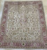 Antiker Uschak, Türkei, um 1900, Wolle auf Wolle, ca. 437