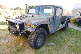 1998 Hummer 4 x 4 Vehicle