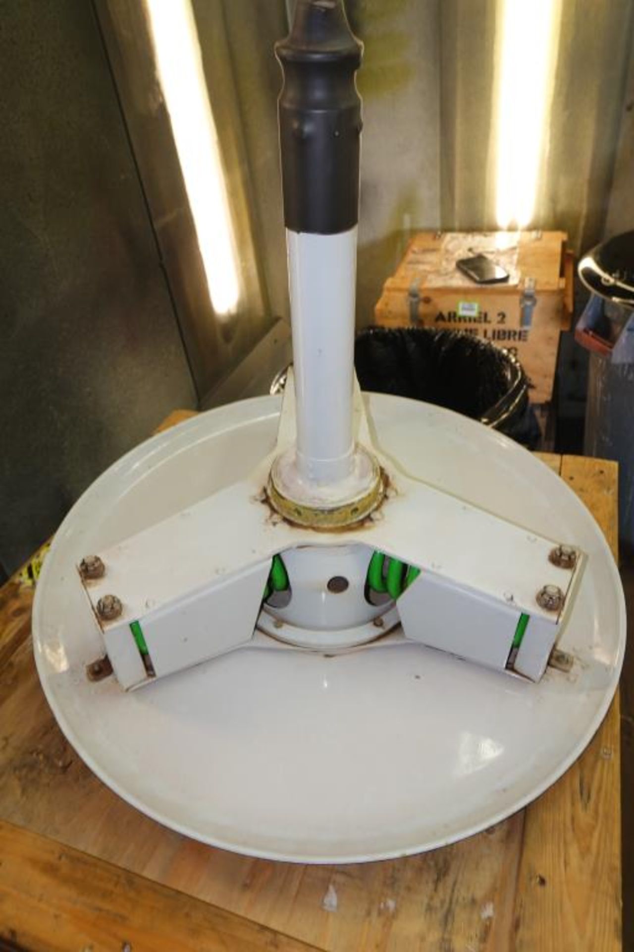 Anti Vibration Assembly - Image 5 of 8