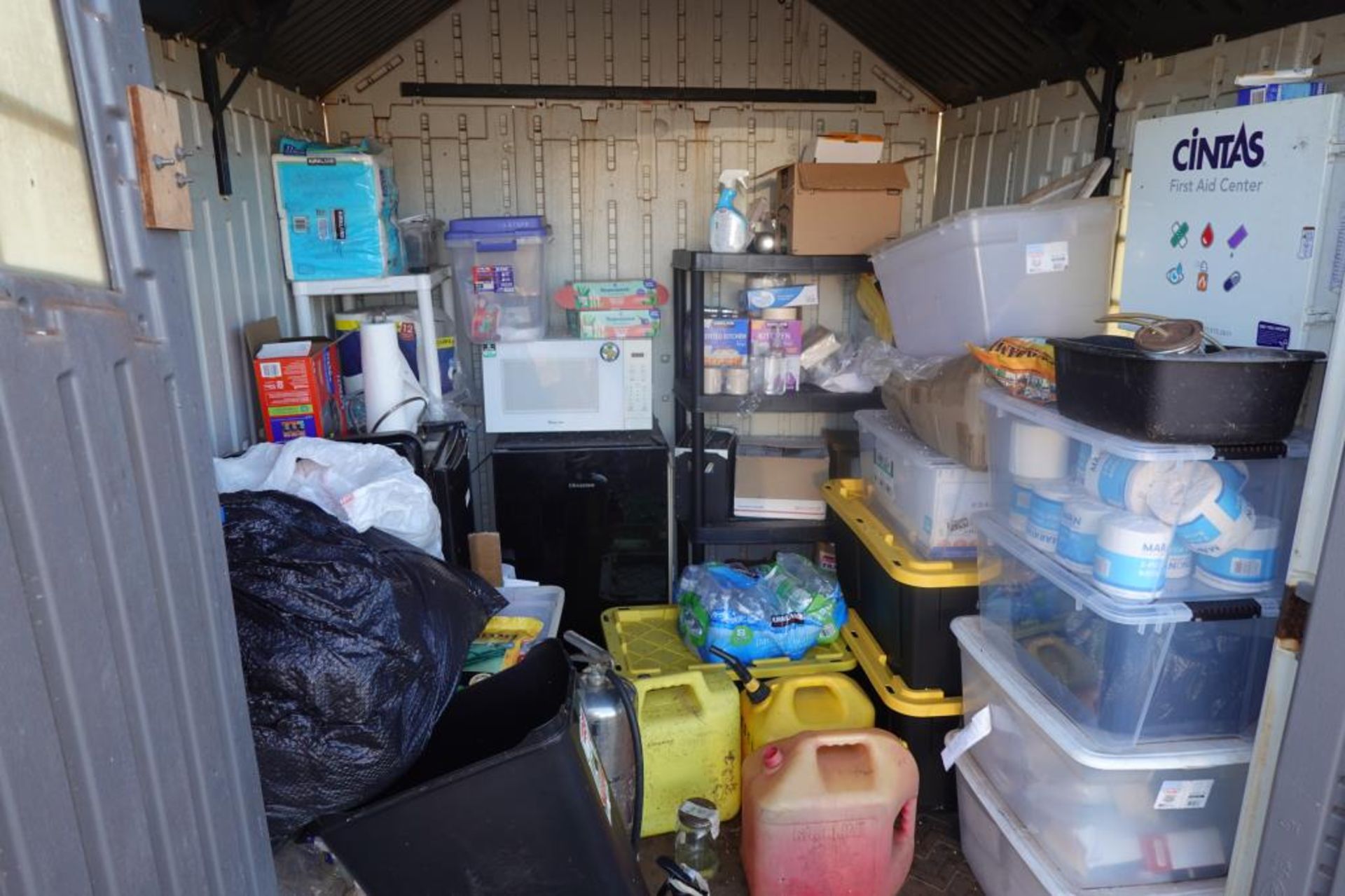 Storage Sheds With Contents - Image 3 of 23