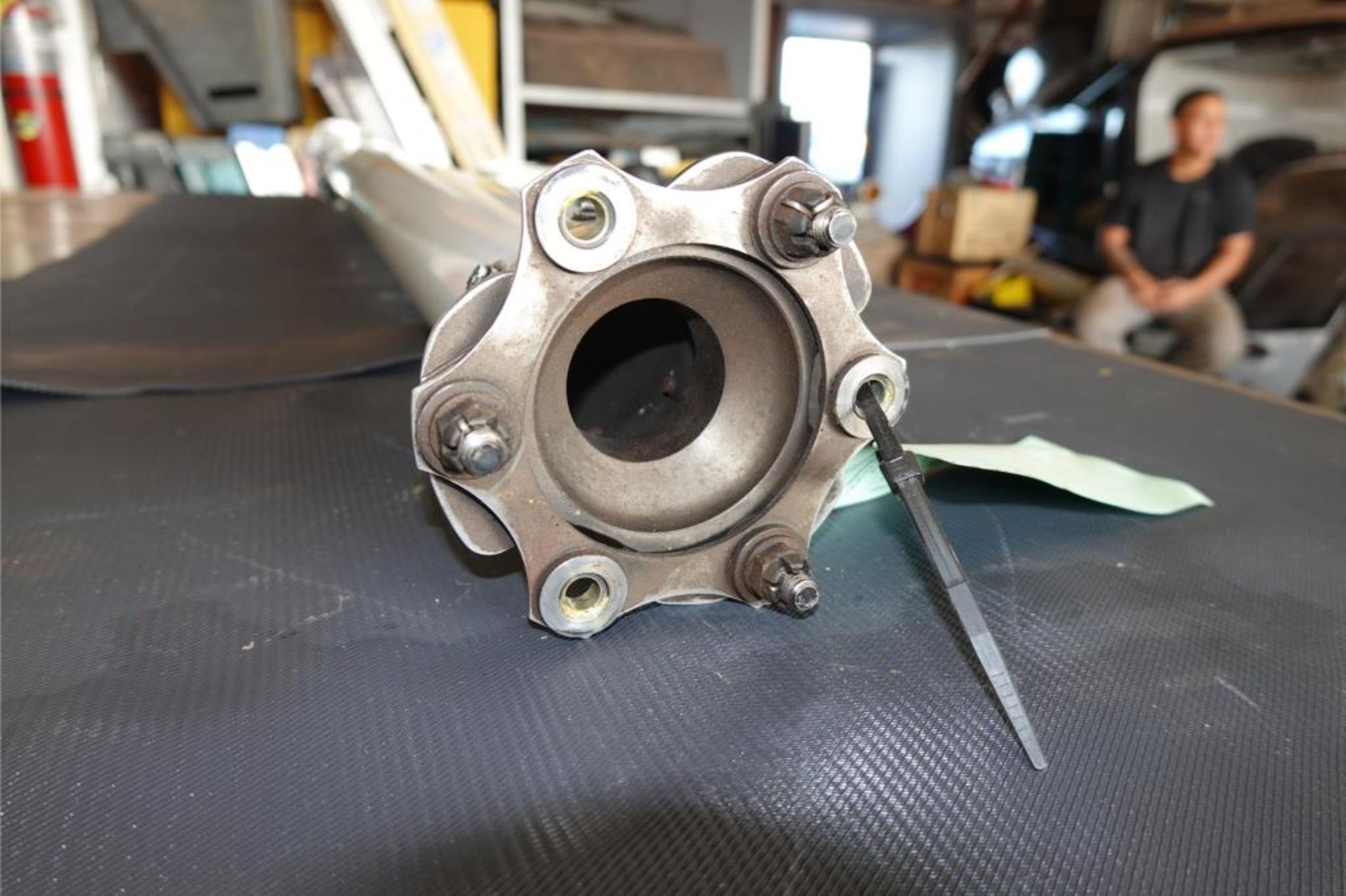 Rear Tail Rotor Shaft - Image 8 of 11