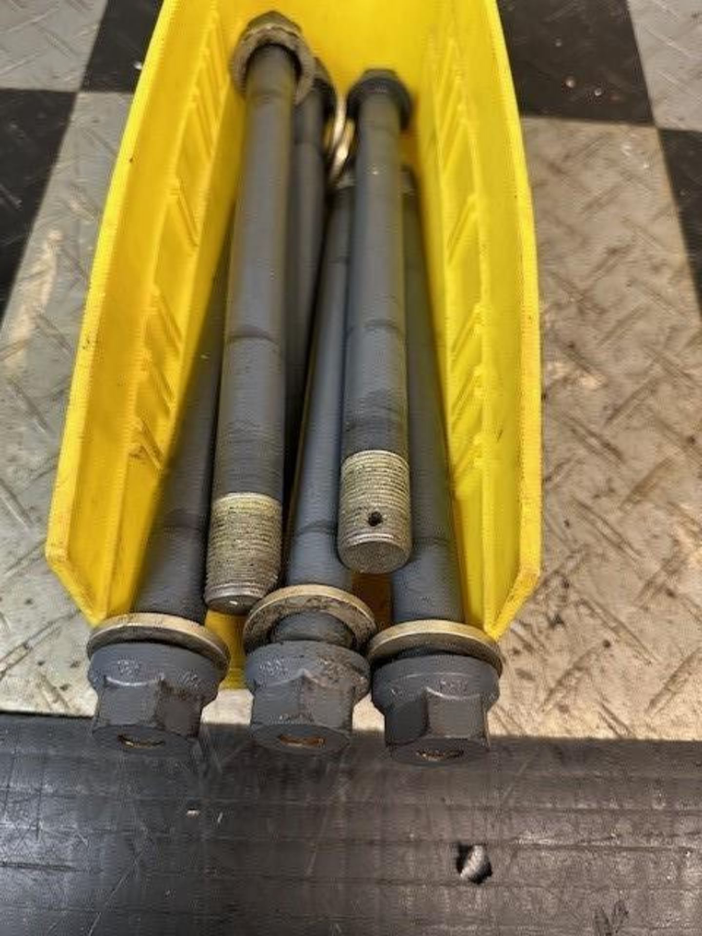 Main Rotor Thrust Bolts