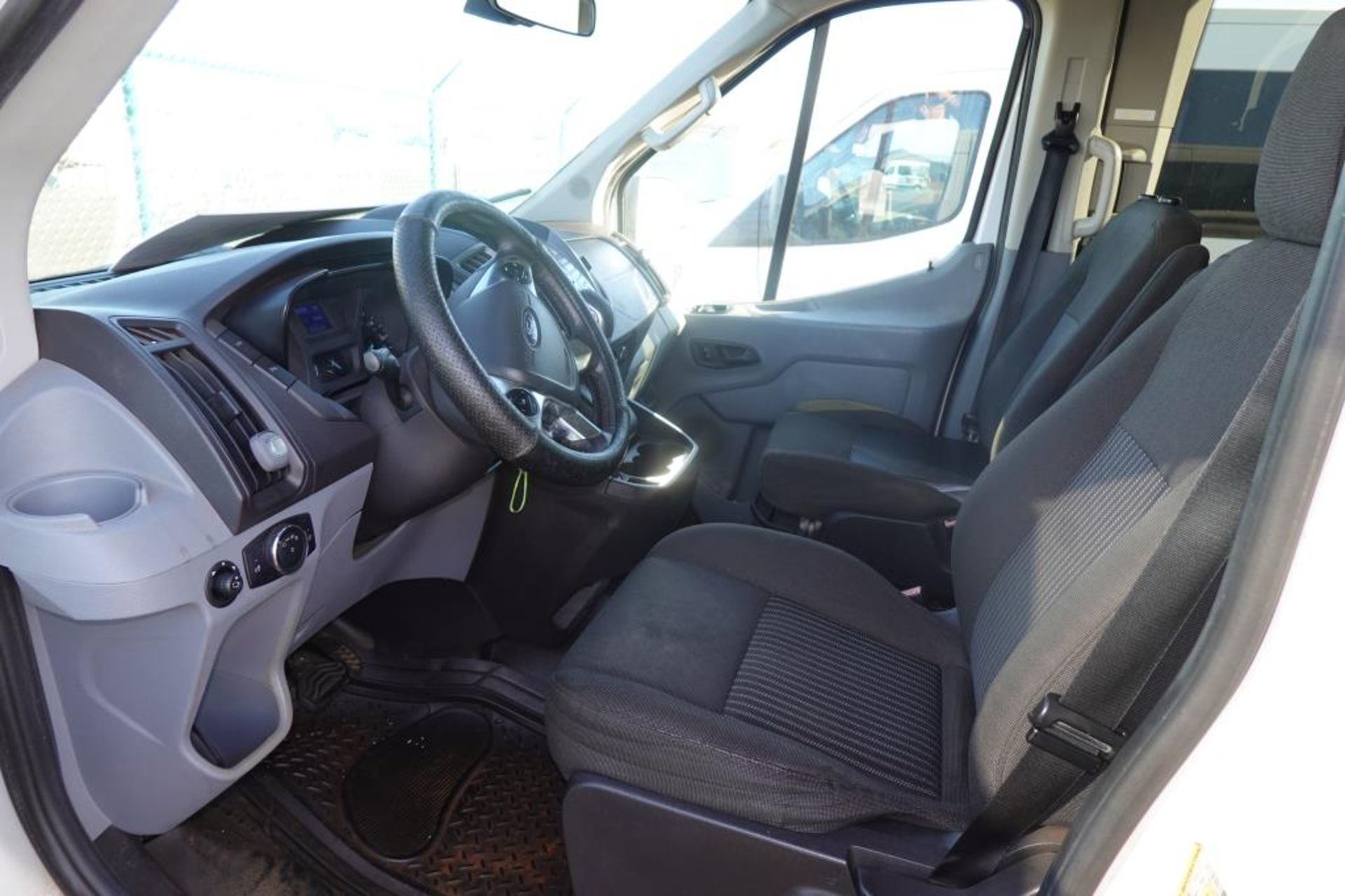 2016 Ford Passenger / Cargo Van - Image 14 of 21