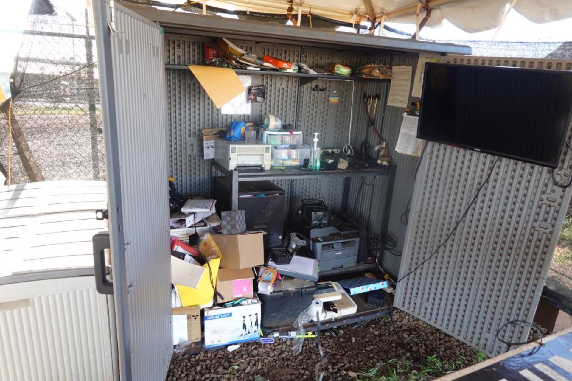 Storage Sheds With Contents - Image 20 of 23