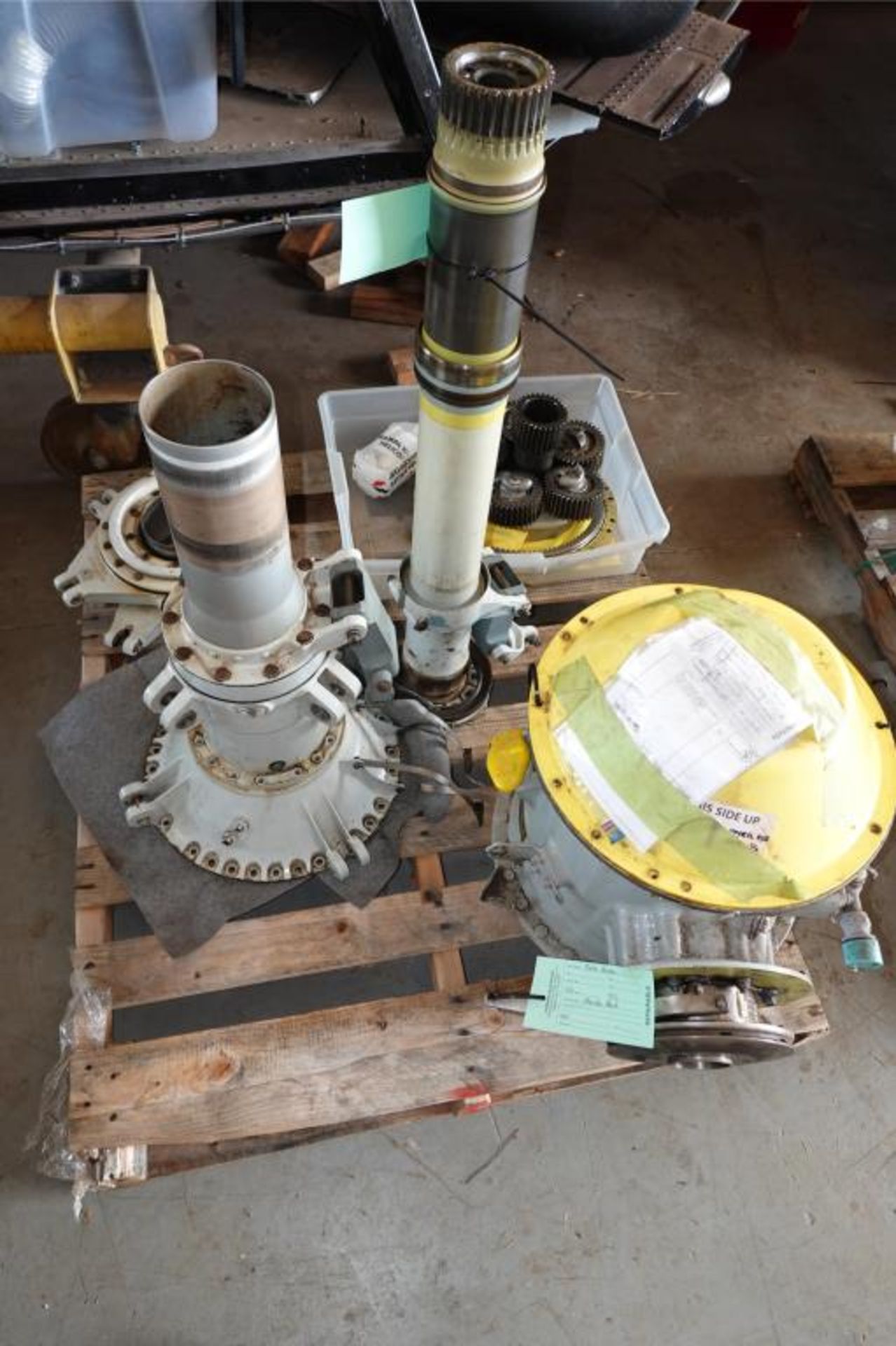 Airbus Complete Upper & Lower Transmission - Image 18 of 18