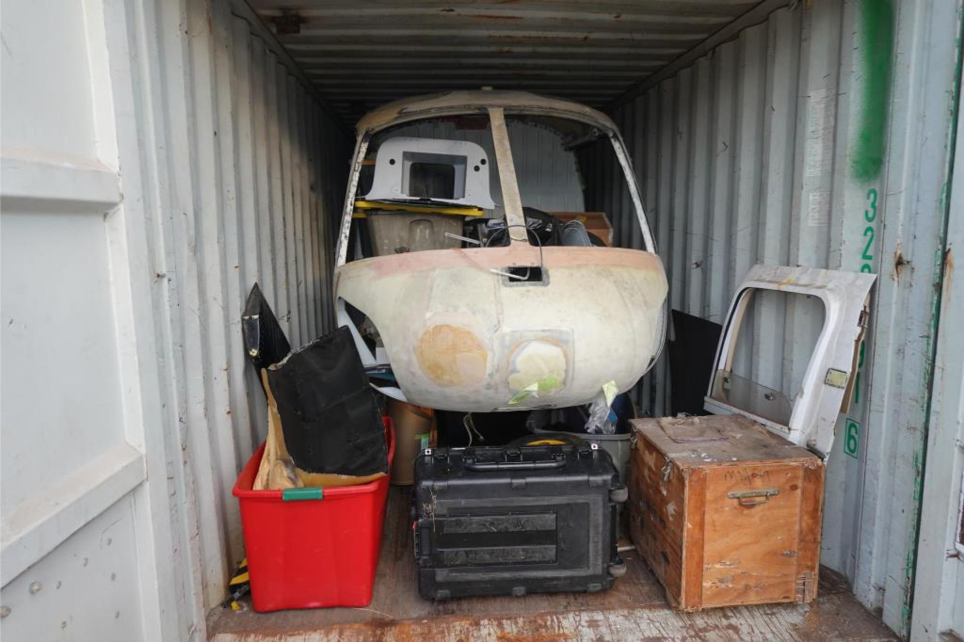 Eurocopter 5- Passenger Helicopter - Image 11 of 12